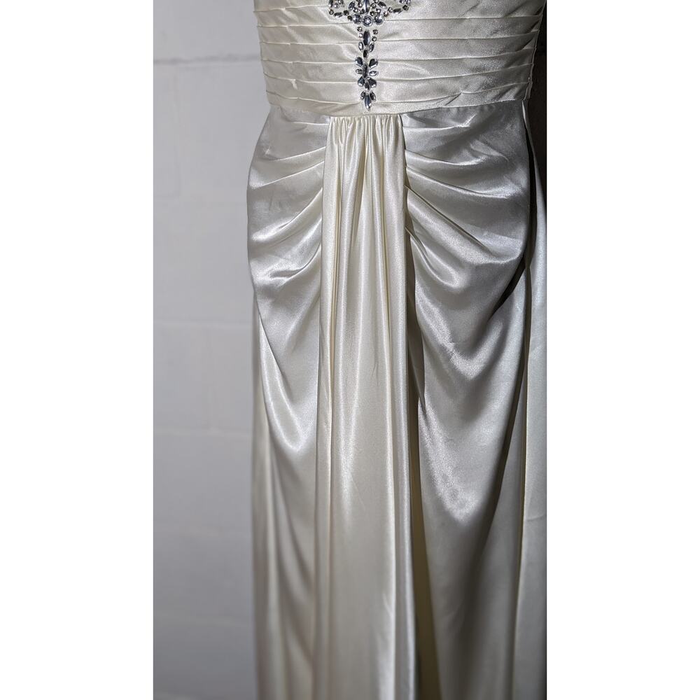 Scala Cream Satin Long Formal Evening Dress - Picture 7 of 8